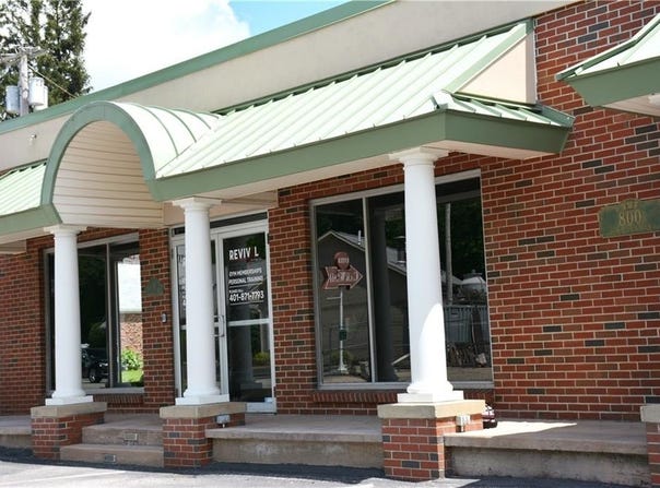 800 Oaklawn Avenue, Cranston, RI 02920