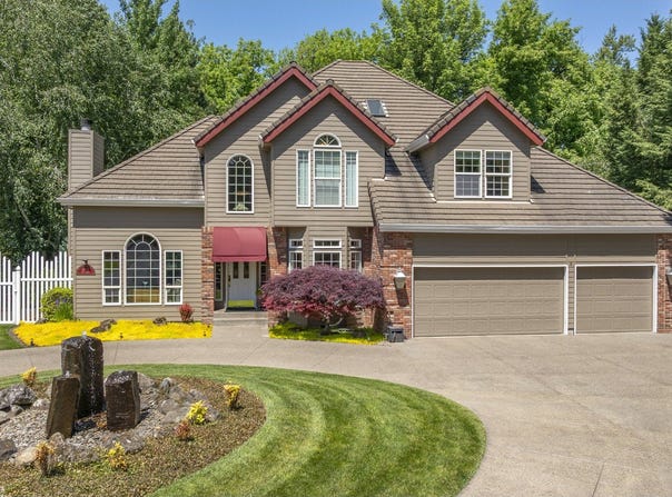 1795 NW WALLACE RD, McMinnville, OR 97128