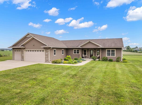 593 BRILOWSKI ROAD NORTH, Stevens Point, WI 54482