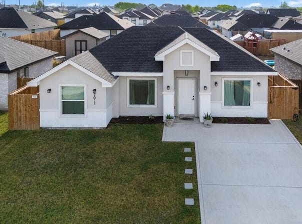 701 TAMARINDO LN., BROWNSVILLE, TX 78521