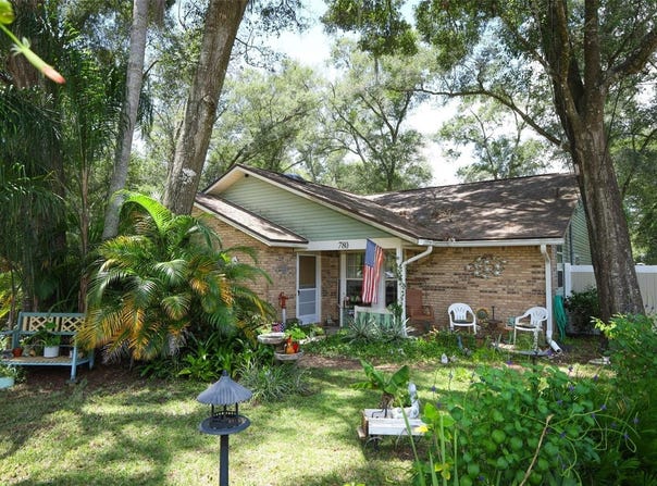 780 HELEN AVENUE, DELAND, FL 32720