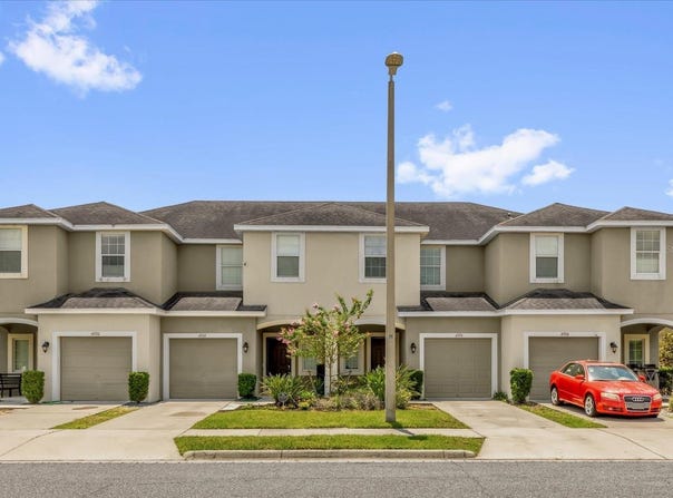 6924 TOWNE LAKE ROAD, RIVERVIEW, FL 33578