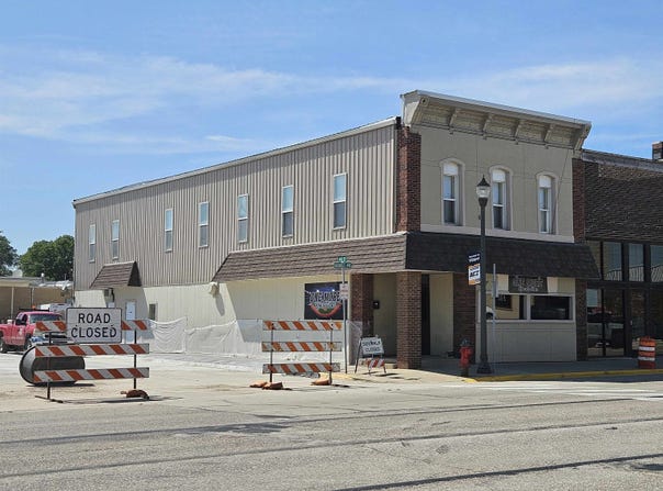 901 Okoboji Avenue, Milford, IA 51351