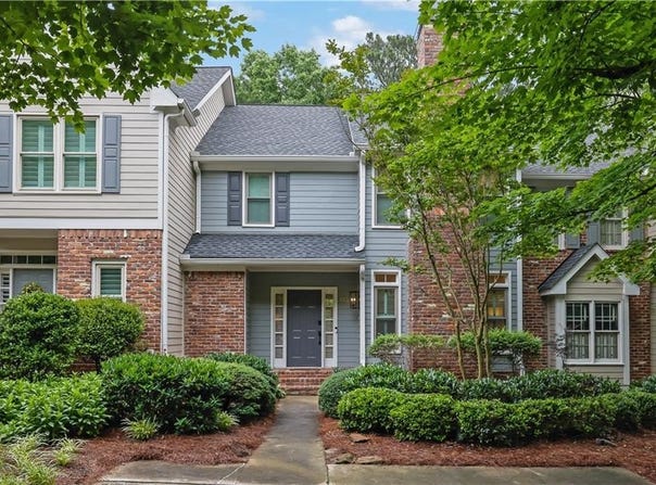 305 River Glen Drive, Roswell, GA 30075