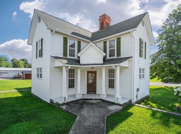 15 Spring Street, Spencer, TN 38585