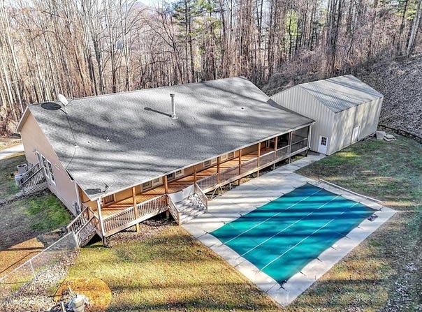 284 Cutting Edge Drive, Sylva, NC 28779