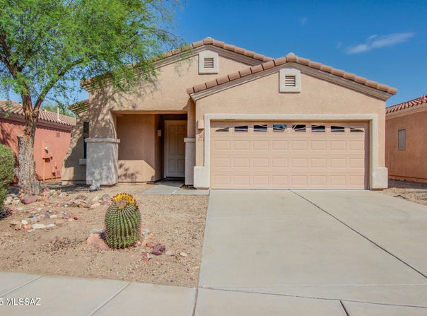 2221 E Stone Stable Drive, Tucson, AZ 85737