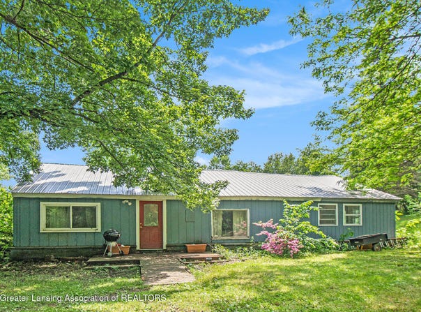 3770 E Frost Road, Webberville, MI 48892