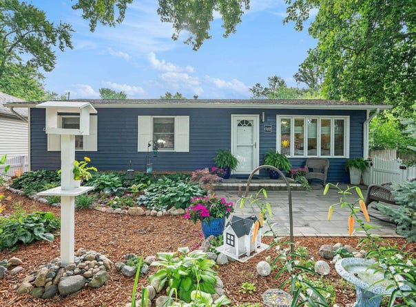 6624 N 2Nd Trail, North Webster, IN 46555-9626