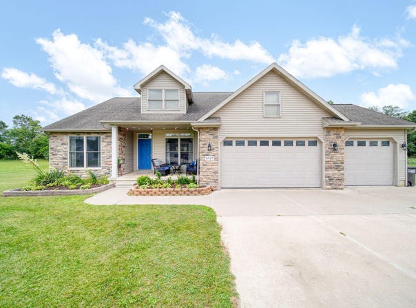 6917 Stony Lake Lane, Jackson, MI 49201
