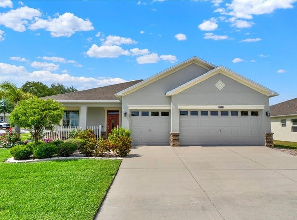 5269 ROYCE DRIVE, MOUNT DORA, FL 32757