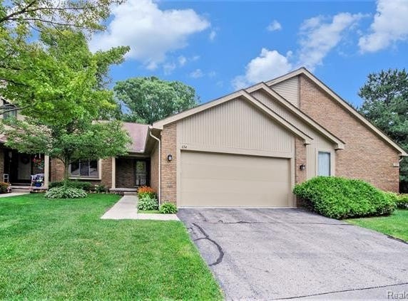 654 Tennyson, Rochester Hills, MI 48307