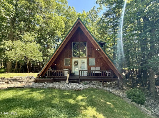 140 Bucktail, Flinton, PA 16640