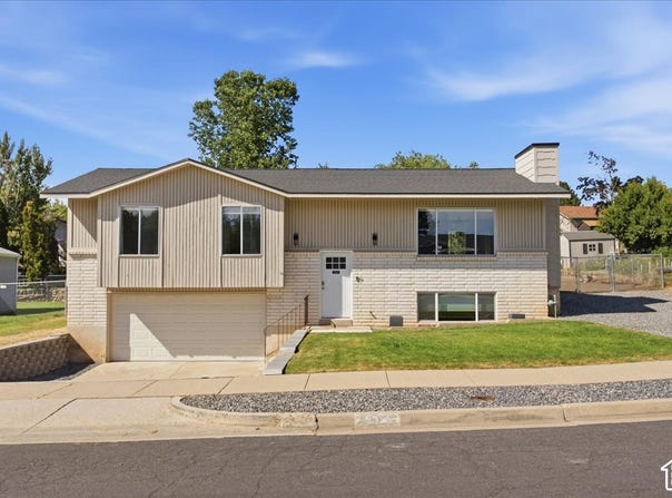1277 E JEFF St N, Layton, UT 84040