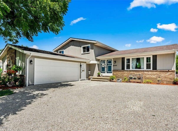 4949 Orchard Drive, Brunswick, OH 44212