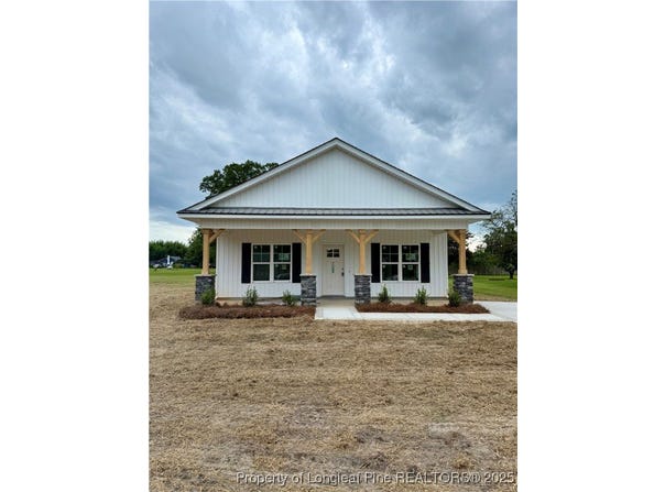 410 Maple Street, Roseboro, NC 28382