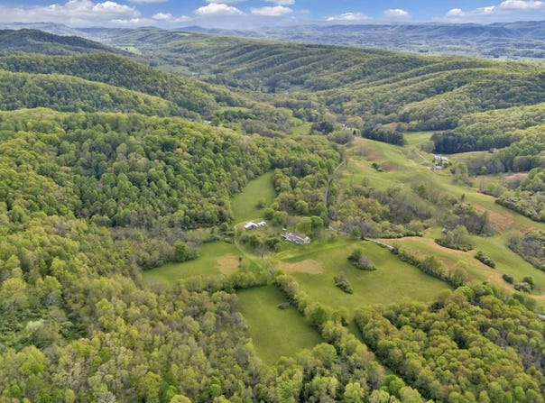 6008  Raders Valley Road, Williamsburg, WV 24991