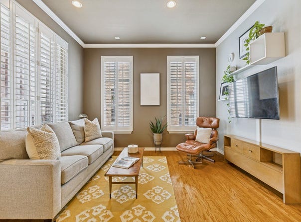 15741 Seabolt, Addison, TX 75001