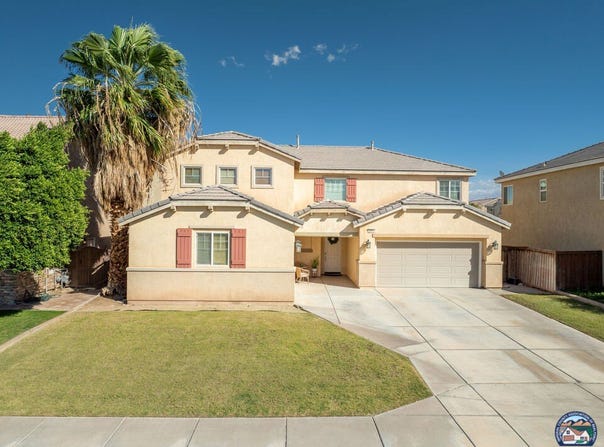 2664 Oasis St, Imperial, CA 92251