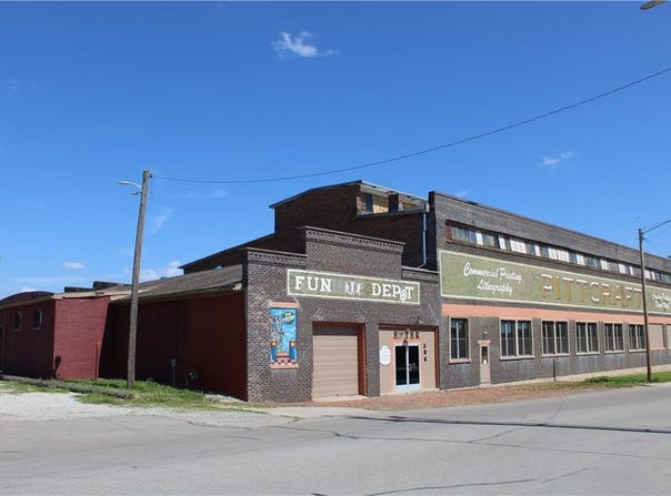 104 N Locust Street, Pittsburg, KS 66762