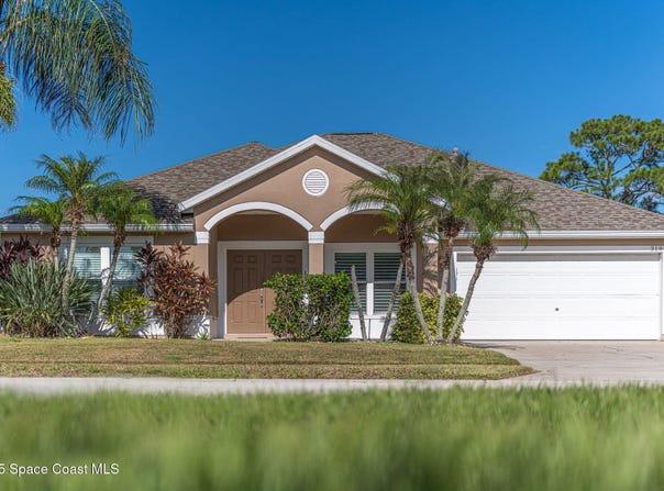 319 Brookcrest Circle, Rockledge, FL 32955