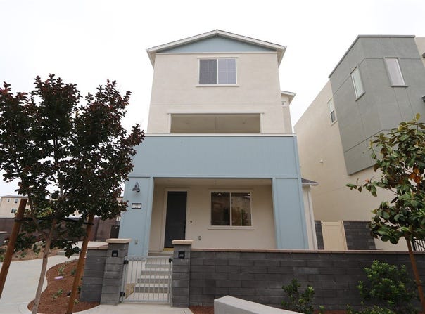 1221 Grassland Road, Rancho Mission Viejo, CA 92694