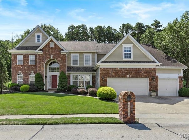 17662 Garden Ridge Circle, Wildwood, MO 63038