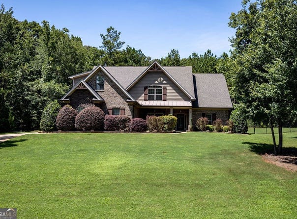 116 Crescent, Forsyth, GA 31029