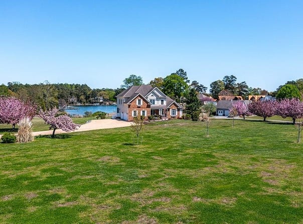 601 Cranes Creek Harbor Drive, Wicomico Church, VA 22473