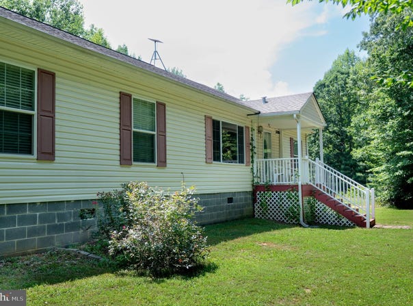 32257 INDIANTOWN ROAD, LOCUST GROVE, VA 22508