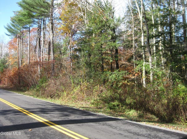 L2 Strong Road, Northumberland, NY 12831