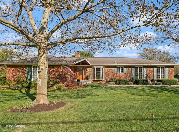 130 Clark Station Rd, Fisherville, KY 40023