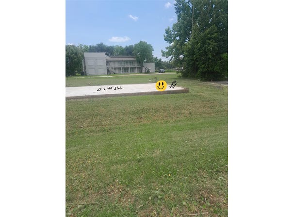 000 5th Ave, La Marque, TX 77568
