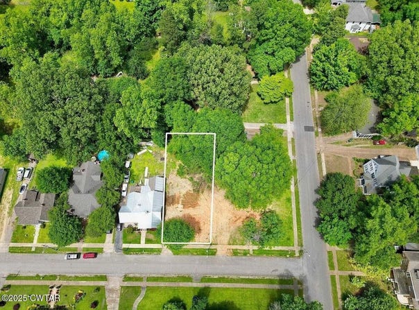 1635 Osborne Street, Humboldt, TN 38343