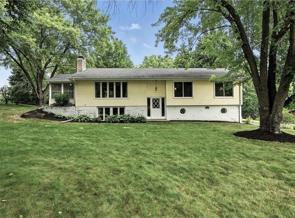 17640 24th Avenue N, Plymouth, MN 55447