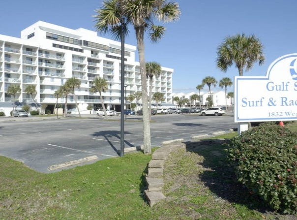 1832 W Beach Blvd, Gulf Shores, AL 36542