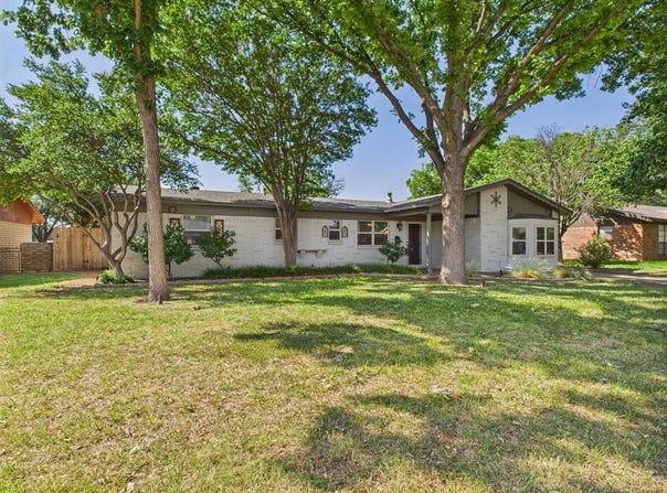 1410 Stanley St, Sweetwater, TX 79556