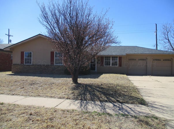 2725 COMANCHE Trail, Pampa, TX 79065-3115
