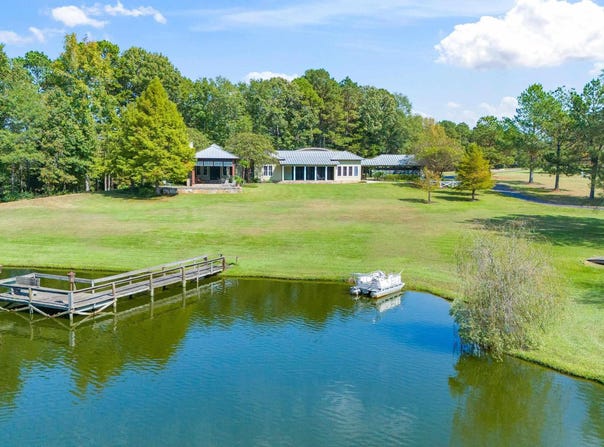 919 County Road 4672, Atlanta, TX 75551