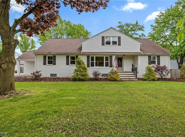 611 Avon Belden Road, Avon Lake, OH 44012