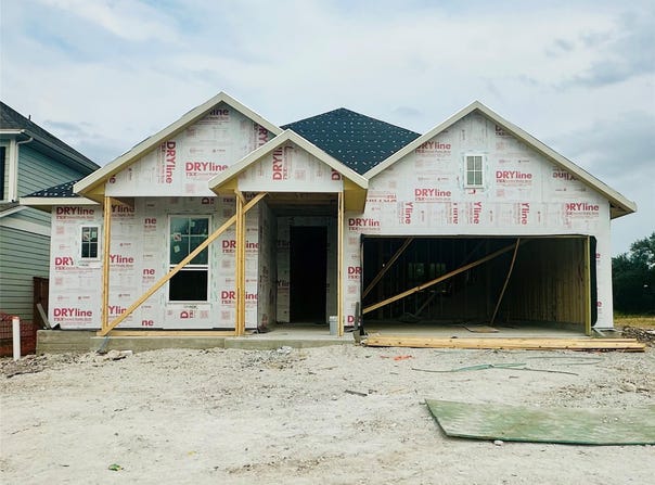 581 Sage Thrasher CIR, Dripping Springs, TX 78620