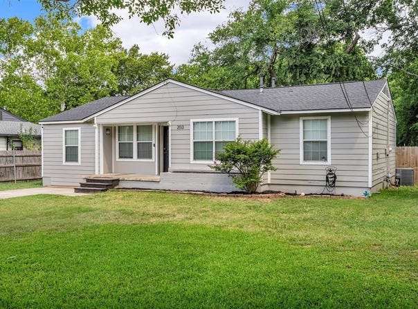203 Olive Street, Waxahachie, TX 75165