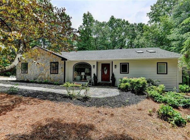 421 Oakleaf Trail, Suwanee, GA 30024