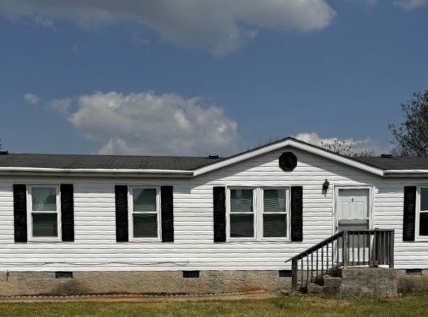 200 Bunker Hill Drive, Byron, GA 31008