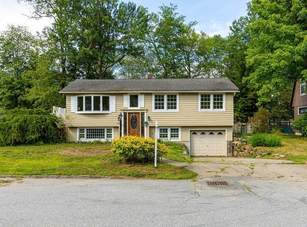 97 Colonial Drive, Keene, NH 03431