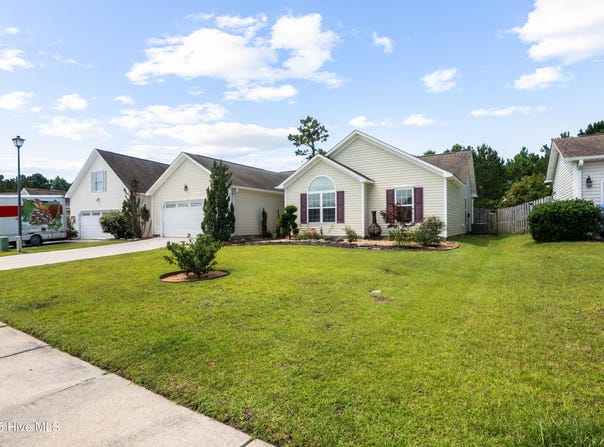 205 Belvedere Drive, Holly Ridge, NC 28445