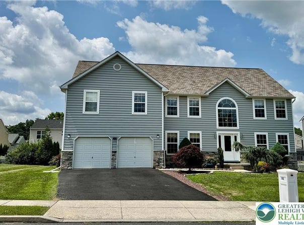 1692 Windmill Lane, Upper Macungie Twp, PA 18031