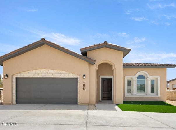 4020 Lasso Lp, Las Cruces, NM 88005