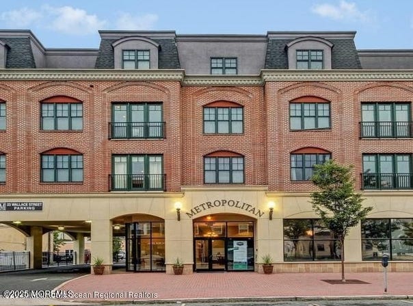 23 Wallace Street, Red Bank, NJ 07701