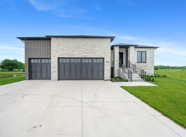 4773 N Spyglass Ct, Wichita, KS 67226-3389